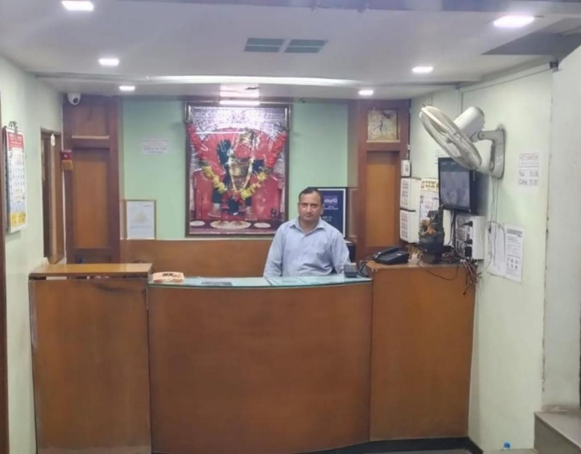 Hotel Rahi นาสิก ภายนอก รูปภาพ