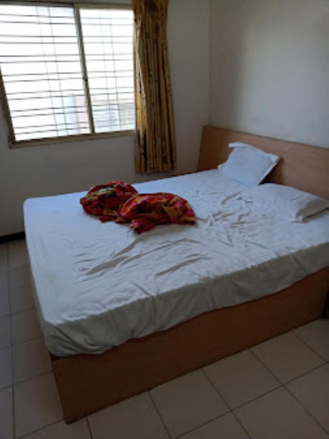 Hotel Rahi นาสิก ภายนอก รูปภาพ